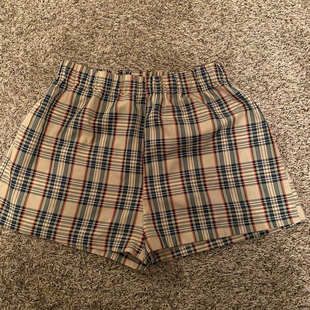 plus size plaid Burberry print SHEIN shorts